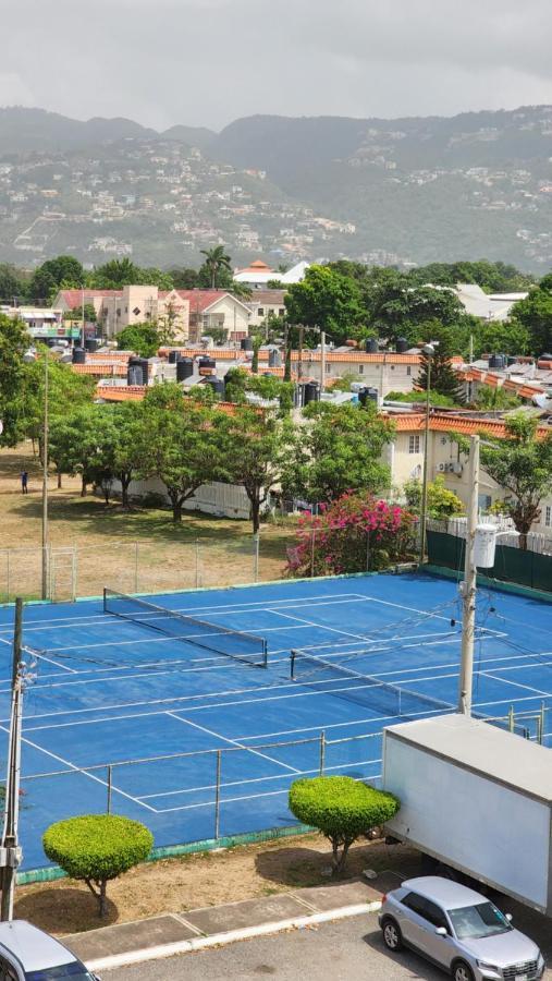 Oaklands Oasis Apartment Kingston Luaran gambar