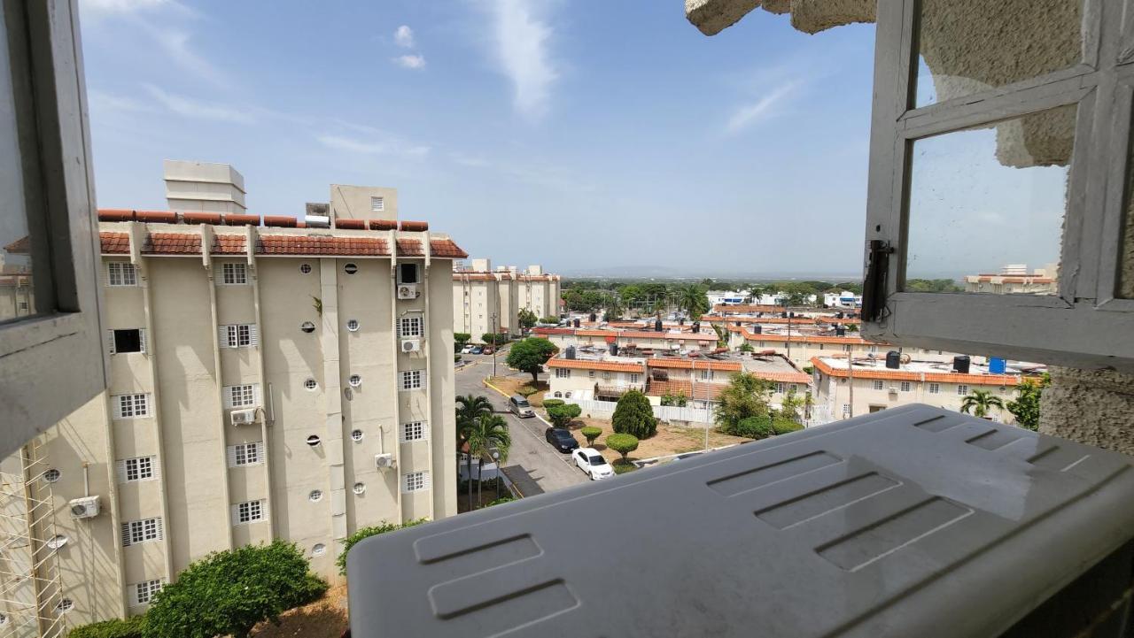 Oaklands Oasis Apartment Kingston Luaran gambar
